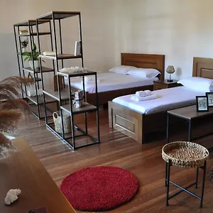 Timber Guest house Berat