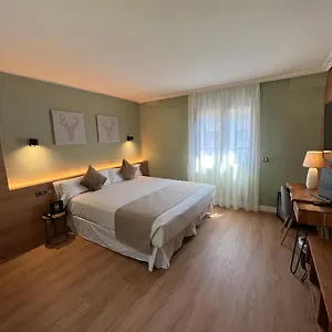 Yomo Imperial Hotel Sant Julia de Loria